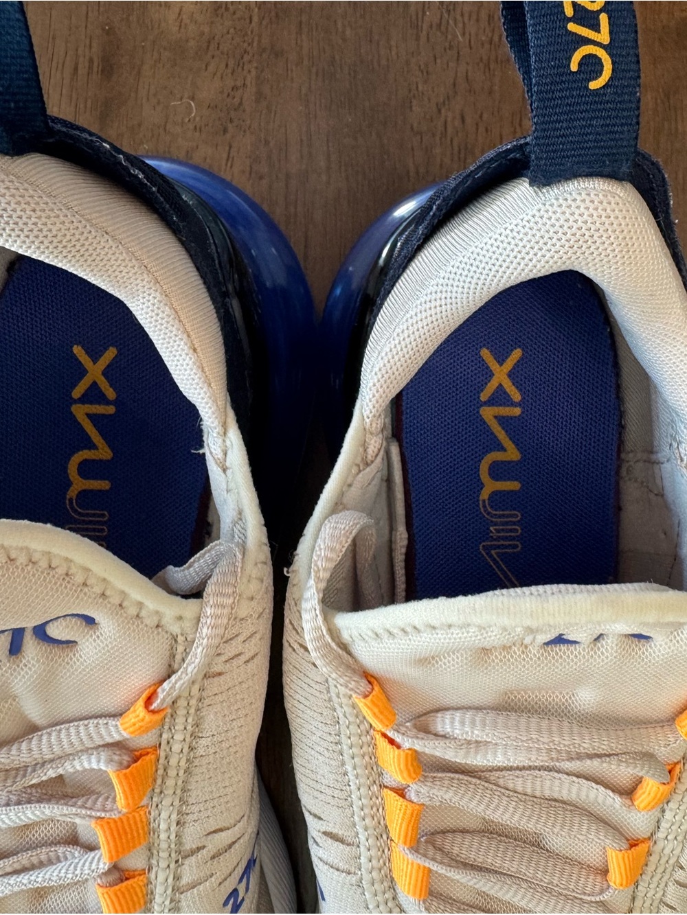 Nike Air Max 270 - Picture 9 of 10